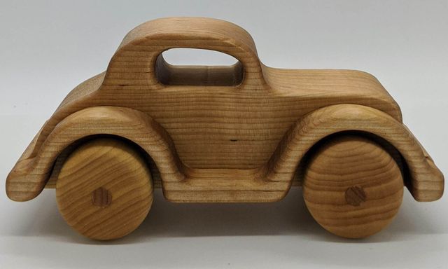 ДЕРЕВЯННАЯ ИГРУШКА